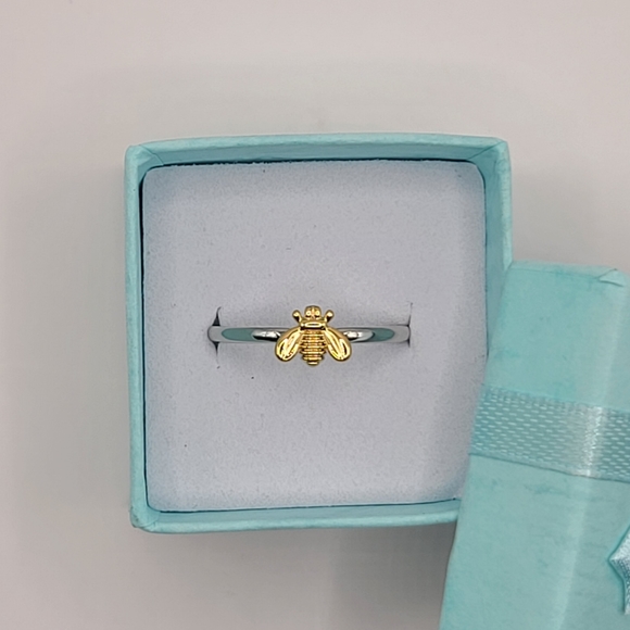 Dainty Bumble Bee Ring Gold and Silver Size 6.5 - Picture 10 of 15